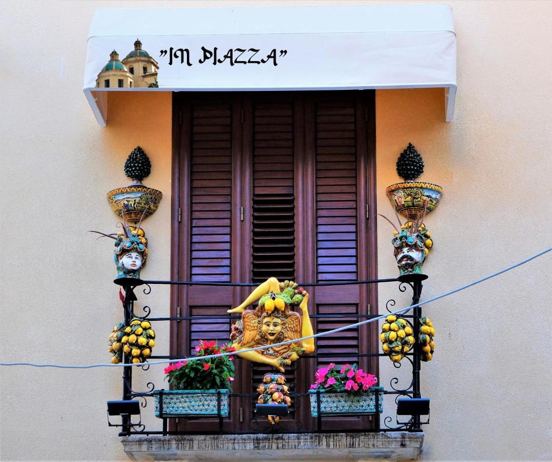 マツァーラ・デル・ヴァッロ In Piazza Bed & Breakfast エクステリア 写真